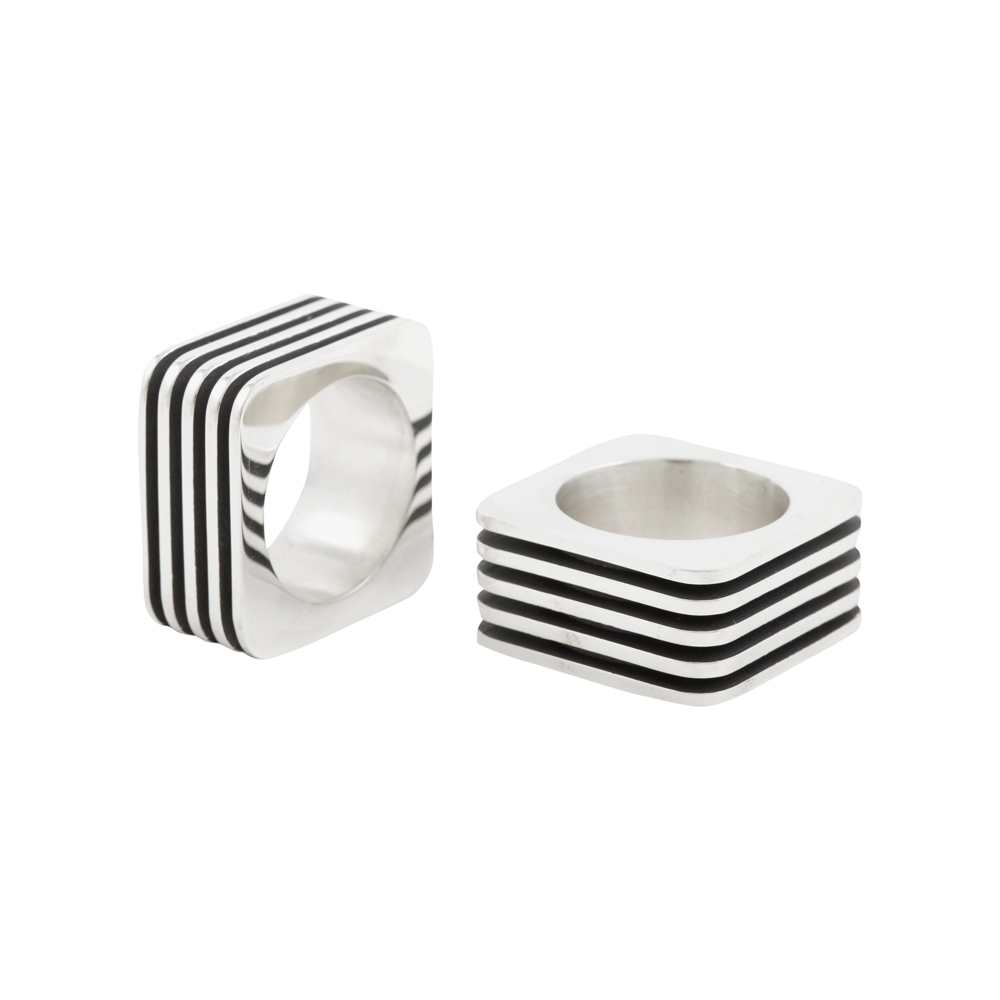 cube ring - lined